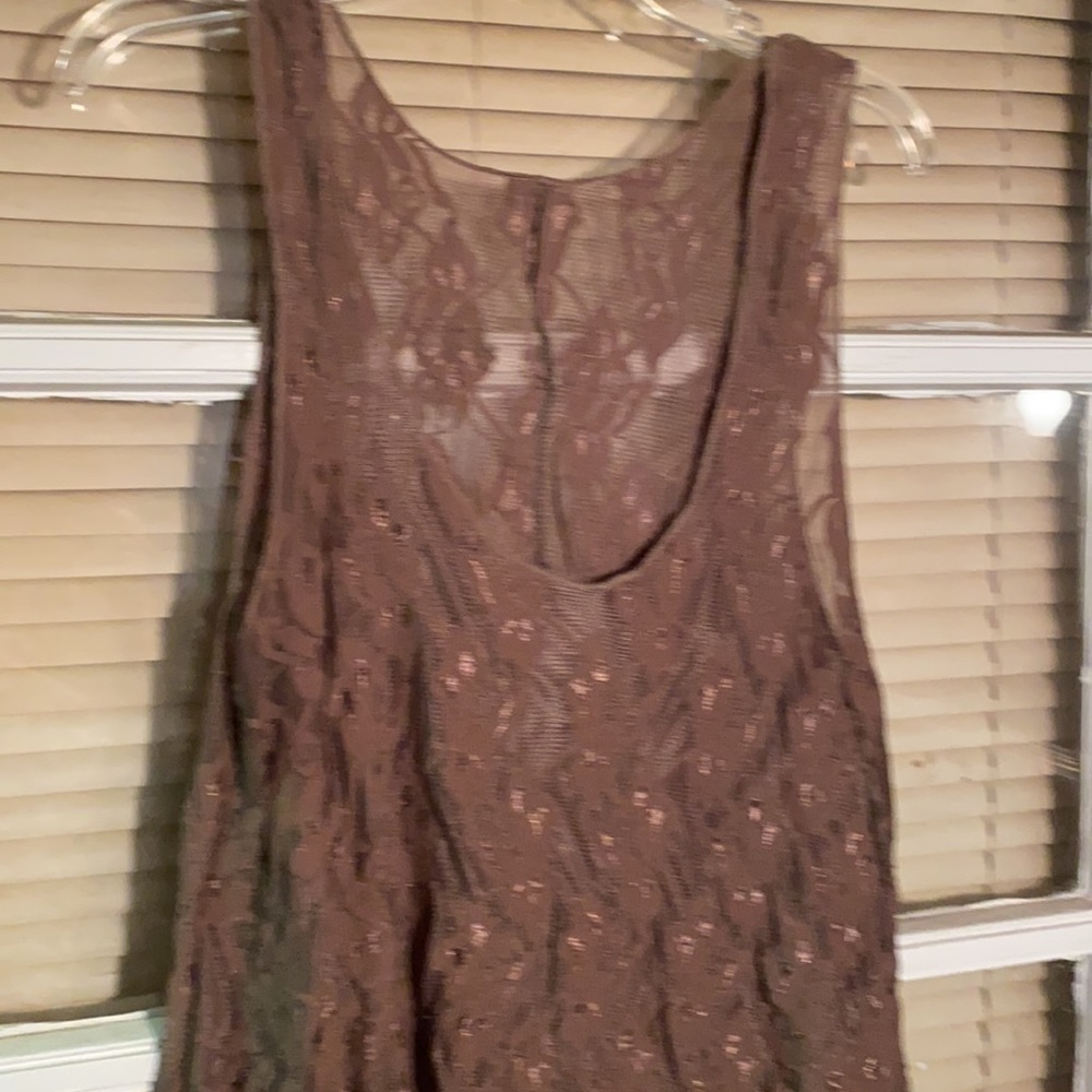 Simplicity lace Gold Summer Tank - Large New